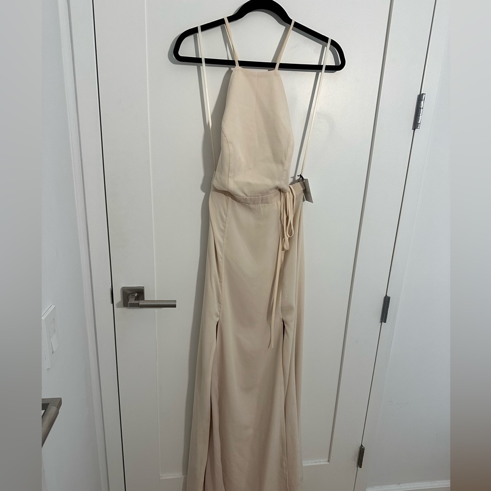 NWT Fame and Partners Backless Cream Gown